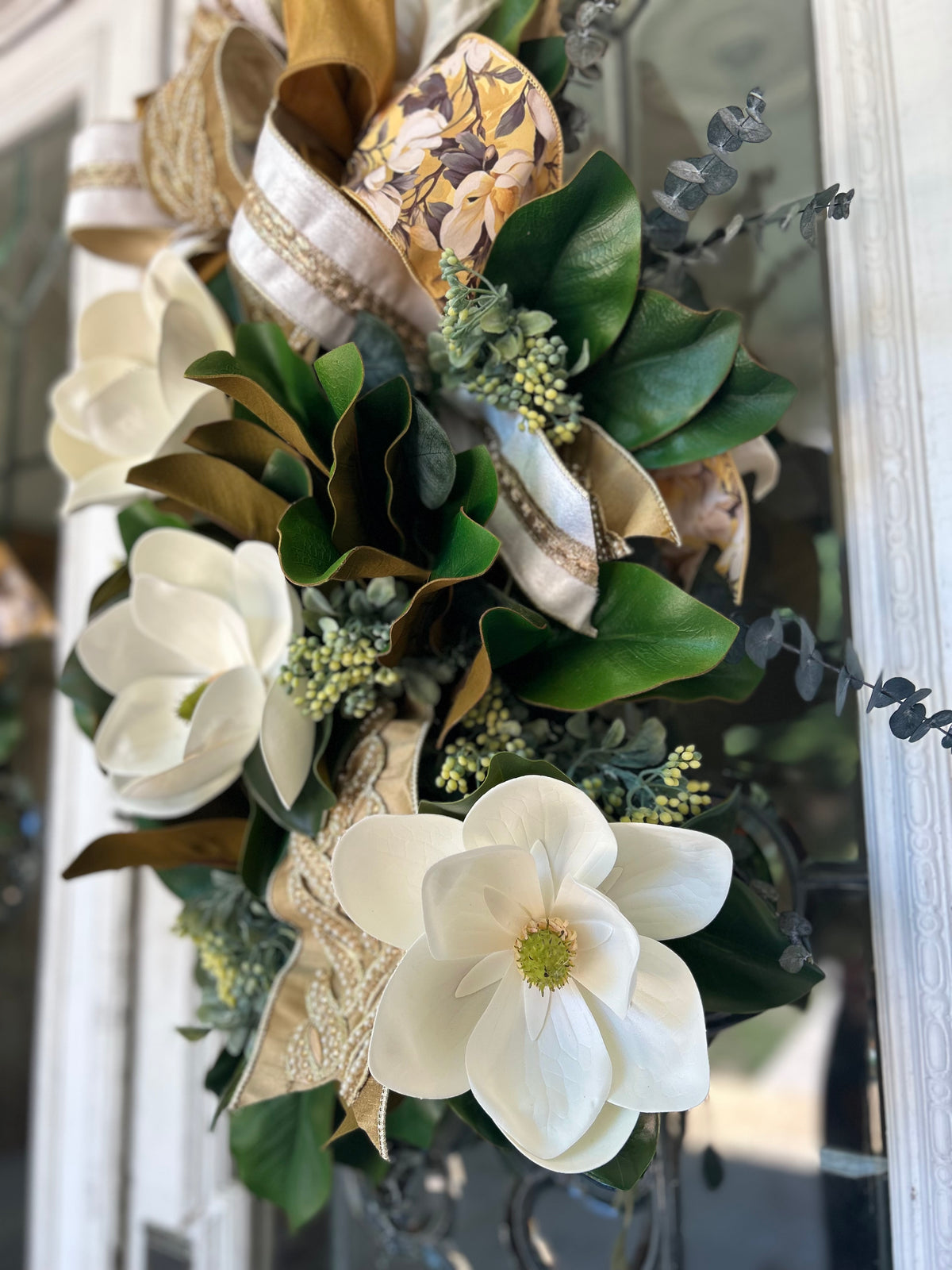 The Southern Heirloom Magnolia Swag image 2