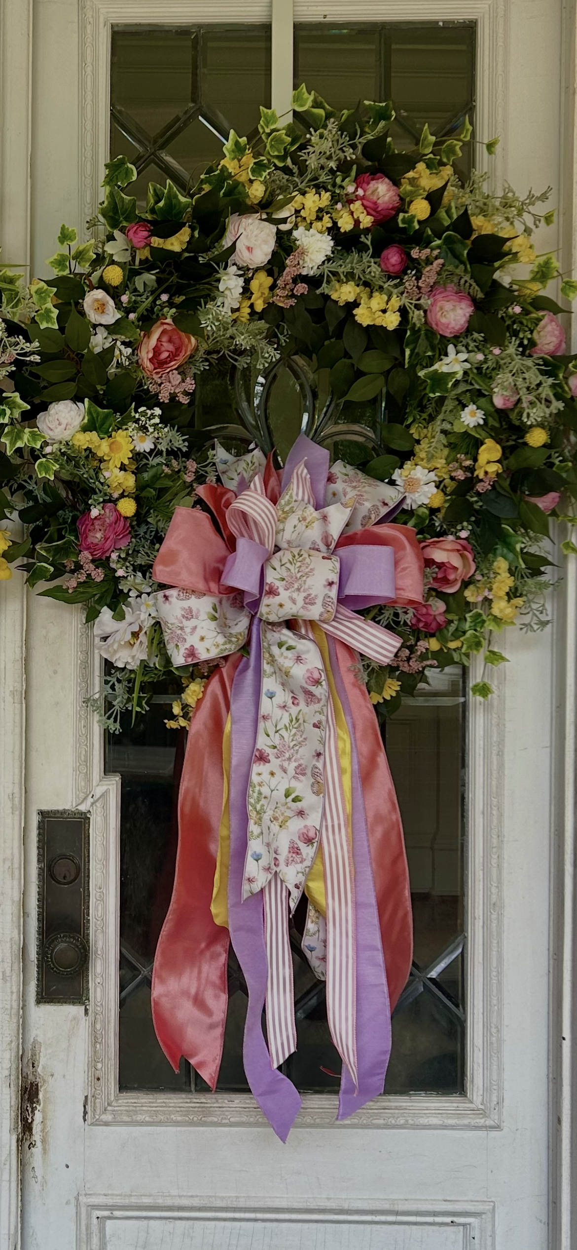 Medium Garden Party Wreath and Bow Package image 1